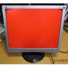 Монитор 19" ViewSonic VA903 с дефектом изображения (битые пиксели по углам) - Бийск.